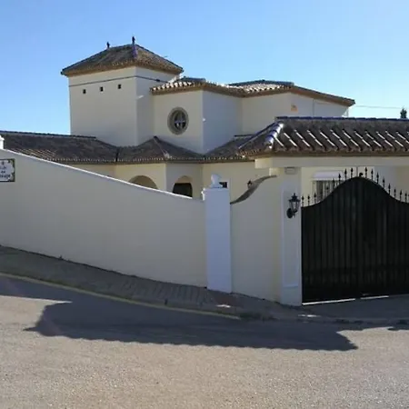 Amazing To Rent At - Near Beaches Estepona